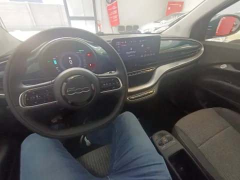 Fiat 500e 3+1 42 kWh La Prima - Immagine 20