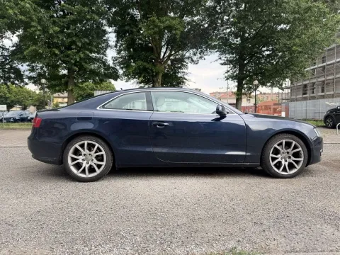 Audi A5 Coupe 2.0 tfsi Ambiente - Immagine 4