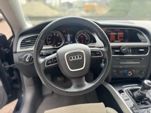 Audi A5 Coupe 2.0 tfsi Ambiente - Immagine 10