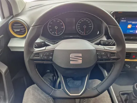 Seat Arona 1.0 ecotsi Style 95cv - Immagine 11
