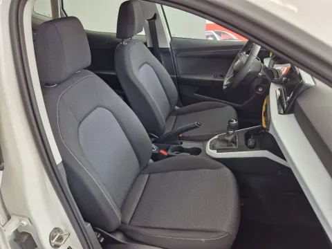 Seat Arona 1.0 ecotsi Style 95cv - Immagine 23