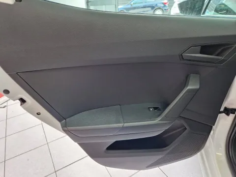 Seat Ibiza 1.0 ecotsi FR 95cv - Immagine 25