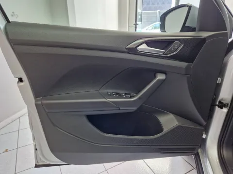 Volkswagen T-Cross 1.0 tsi Style 95cv - Immagine 9