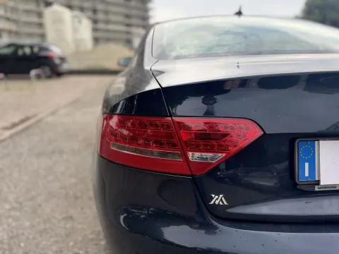 Audi A5 Coupe 2.0 tfsi Ambiente - Immagine 16