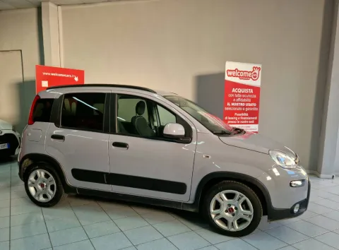 Fiat Panda 1.0 firefly hybrid s&s 70cv - Immagine 4