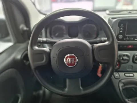 Fiat Panda 1.0 firefly hybrid s&s 70cv - Immagine 12