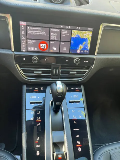 Porsche Macan 2.0 T 265cv pdk - Immagine 13