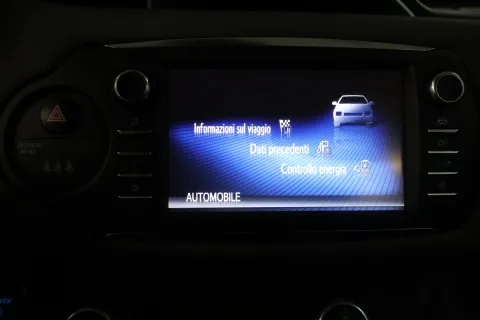 Toyota Yaris 5p 1.5h Business - Immagine 14