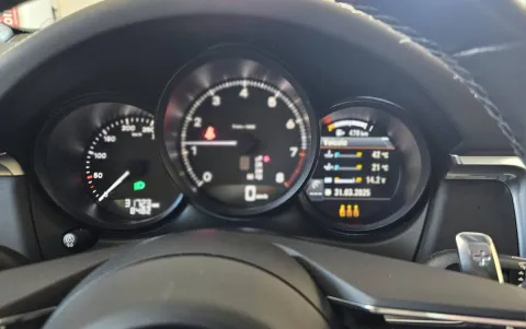 Porsche Macan 2.0 265cv pdk - Immagine 14