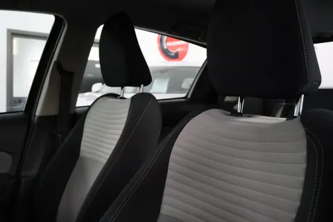 Toyota Yaris 5p 1.5h Business - Immagine 21