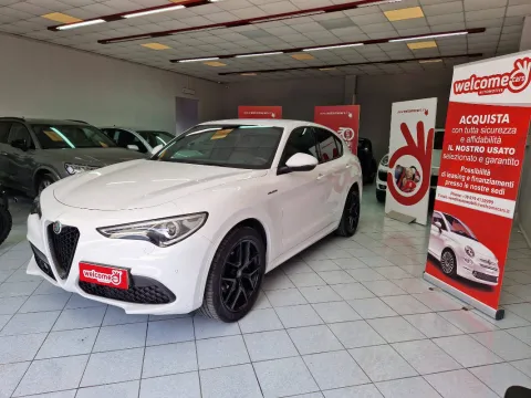 Alfa Romeo Stelvio 2.2 t Veloce Q4 210cv auto - Immagine 1