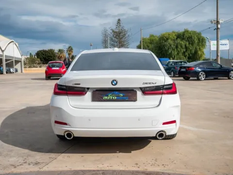 BMW 320d mhev 48V xdrive auto - Immagine 6