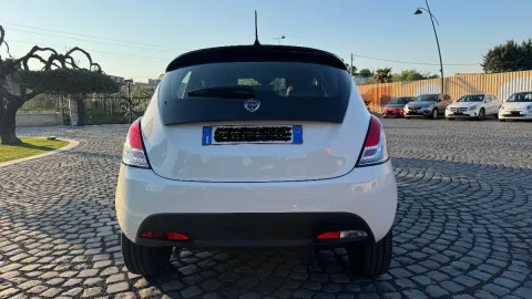 Lancia Ypsilon 1.0 firefly hybrid Gold Plus s&s 70cv 5p.ti - Immagine 7