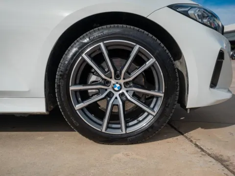 BMW 320d mhev 48V xdrive auto - Immagine 9