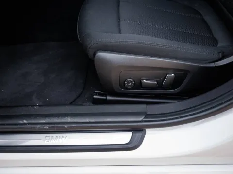 BMW 320d mhev 48V xdrive auto - Immagine 17