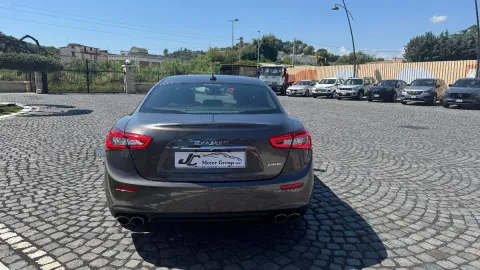 Maserati Ghibli 3.0 V6 ds 250cv auto my16 E6 - Immagine 9