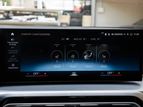 BMW 320d mhev 48V xdrive auto - Immagine 23