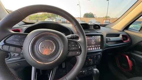 Jeep Renegade 1.3 t4 phev Trailhawk 4xe at6 - Immagine 10