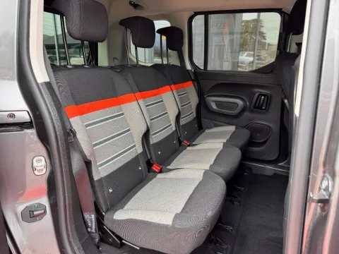 Citroen Berlingo 1.5 bluehdi M Shine s&s 100cv my19 - Immagine 11