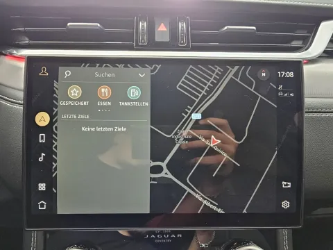 Jaguar F-Pace 2.0d i4 mhev R-Dynamic SE awd 204cv auto - Immagine 24