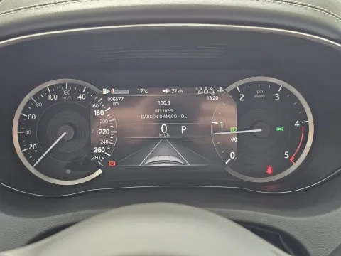 Jaguar E-Pace 2.0d i4 mhev R-Dynamic SE awd 163cv auto - Immagine 21