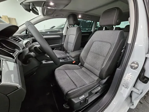 Volkswagen Passat Variant 2.0 tdi Business 150cv dsg - Immagine 11
