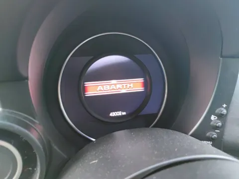 Abarth 595 1.4 t-jet 145cv - Immagine 14