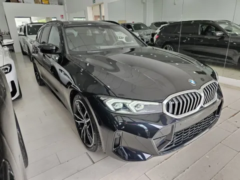 BMW 320d Touring mhev 48V xdrive MSport auto - Immagine 2