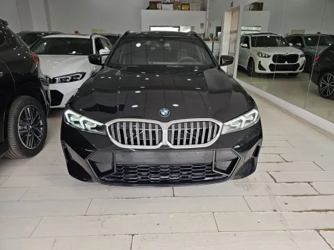 BMW 320d Touring mhev 48V xdrive MSport auto - Immagine 3