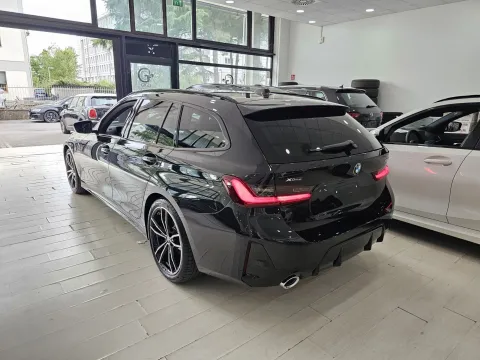 BMW 320d Touring mhev 48V xdrive MSport auto - Immagine 5