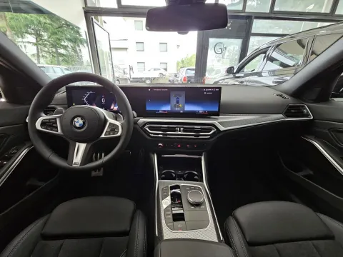 BMW 320d Touring mhev 48V xdrive MSport auto - Immagine 15