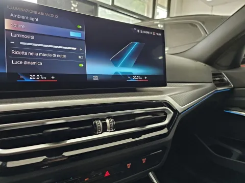 BMW 320d Touring mhev 48V xdrive MSport auto - Immagine 23