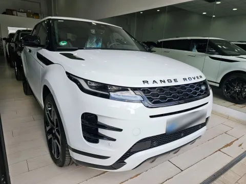 Land Rover Range Rover Evoque 2.0d i4 mhev R-Dynamic SE awd 204cv auto - Immagine 2