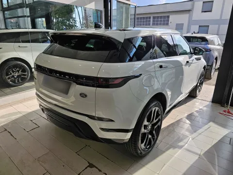 Land Rover Range Rover Evoque 2.0d i4 mhev R-Dynamic SE awd 204cv auto - Immagine 7