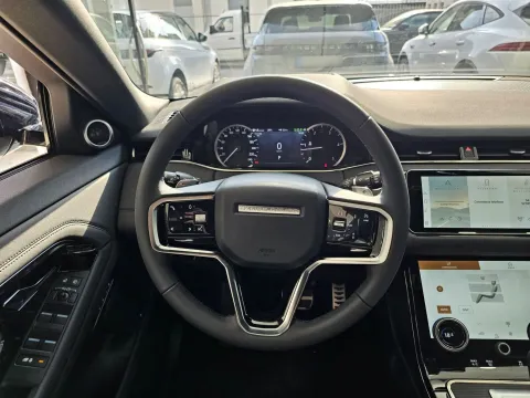 Land Rover Range Rover Evoque 2.0d i4 mhev R-Dynamic SE awd 204cv auto - Immagine 17