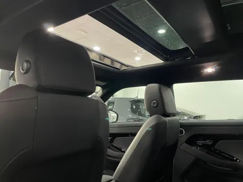 Land Rover Range Rover Evoque 2.0d i4 mhev R-Dynamic SE awd 204cv auto - Immagine 28
