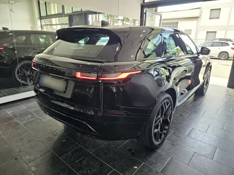 Land Rover Range Rover Velar 2.0d i4 mhev R-Dynamic SE 4wd 204cv auto - Immagine 7