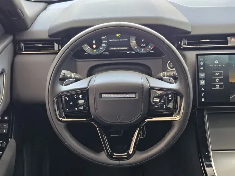 Land Rover Range Rover Velar 2.0d i4 mhev R-Dynamic SE 4wd 204cv auto - Immagine 18