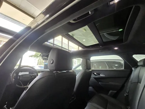 Land Rover Range Rover Velar 2.0d i4 mhev R-Dynamic SE 4wd 204cv auto - Immagine 30