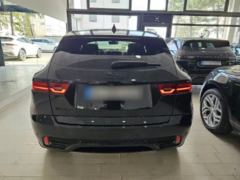 Jaguar E-Pace 2.0d i4 mhev R-Dynamic SE awd 163cv auto - Immagine 6