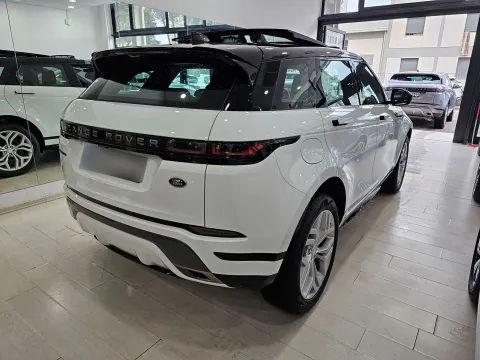 Land Rover Range Rover Evoque 2.0d i4 mhev R-Dynamic SE awd 163cv auto - Immagine 7