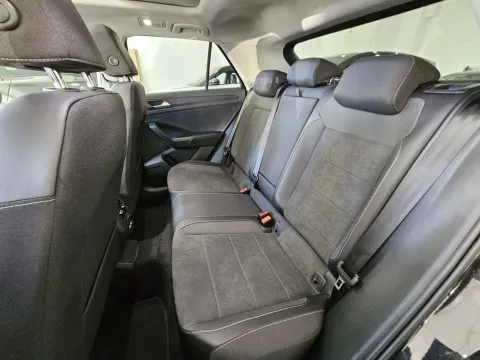 Volkswagen T-Roc 2.0 tdi Style 115cv - Immagine 13