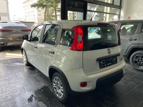 Fiat Panda 1.0 firefly hybrid s&s 70cv - Immagine 5