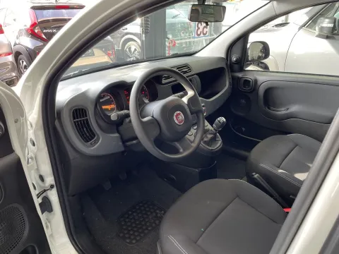 Fiat Panda 1.0 firefly hybrid s&s 70cv - Immagine 12