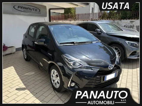 Toyota Yaris 5p 1.5h Business - Immagine 1