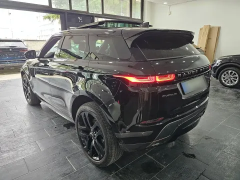 Land Rover Range Rover Evoque 2.0d i4 mhev R-Dynamic SE awd 204cv auto - Immagine 5