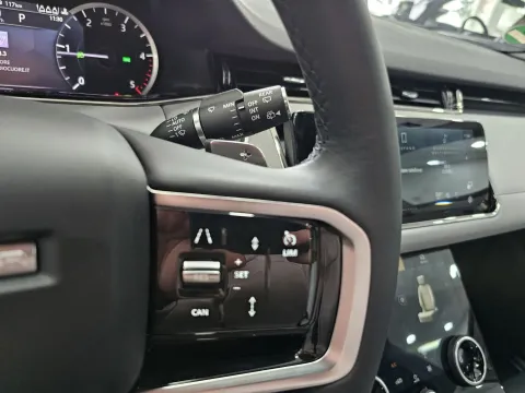 Land Rover Range Rover Evoque 2.0d i4 mhev R-Dynamic SE awd 204cv auto - Immagine 22