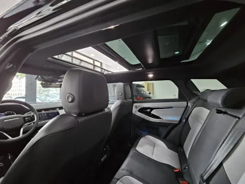 Land Rover Range Rover Evoque 2.0d i4 mhev R-Dynamic SE awd 204cv auto - Immagine 31