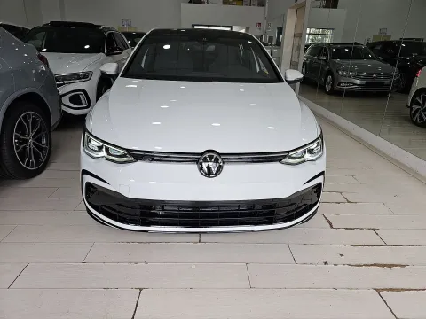 Volkswagen Golf 2.0 tdi R-Line 150cv dsg - Immagine 3