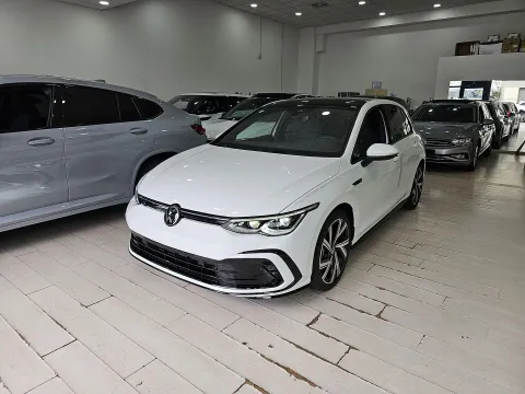 Volkswagen Golf 2.0 tdi R-Line 150cv dsg - Immagine 4